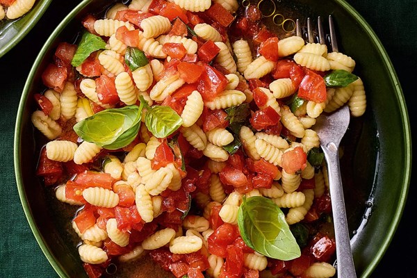 Malloreddus pasta with no-cook tomato sauce