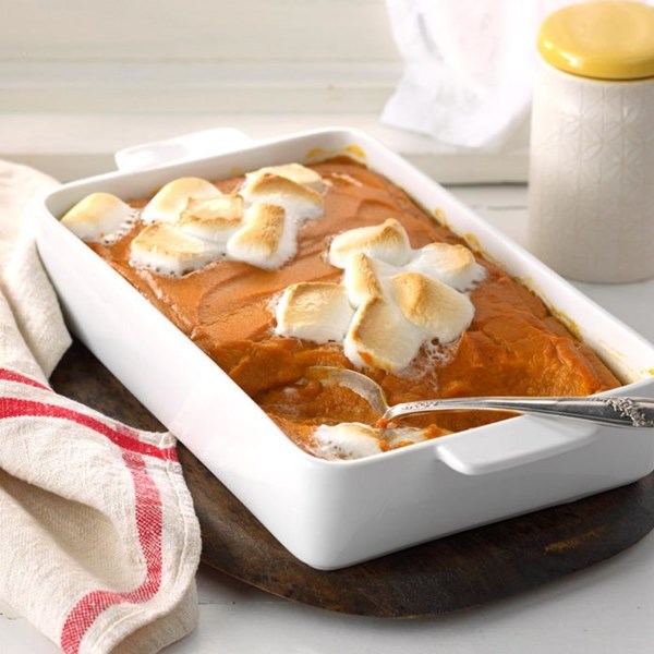 Mallow-topped sweet potatoes 