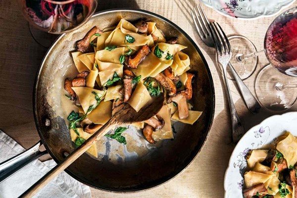 Maltagliati with mushrooms and pea tendrils