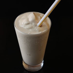 Malted caramel shake