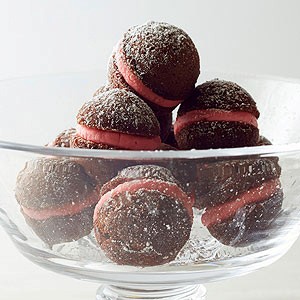 Malted chocolate baubles