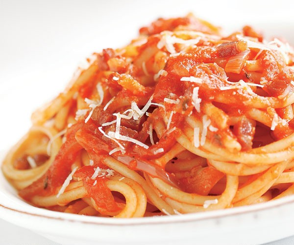 Mama Mia Trattoria's pomodoro sauce
