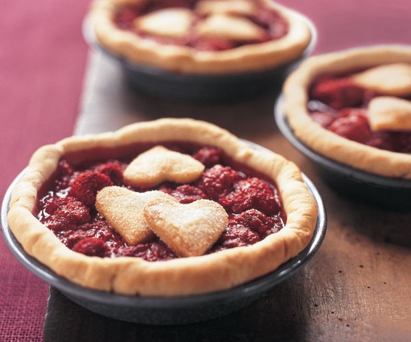 Mama's fresh raspberry pie