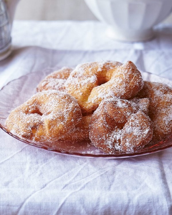 Mamie's beignets (Beignets de Mamie)