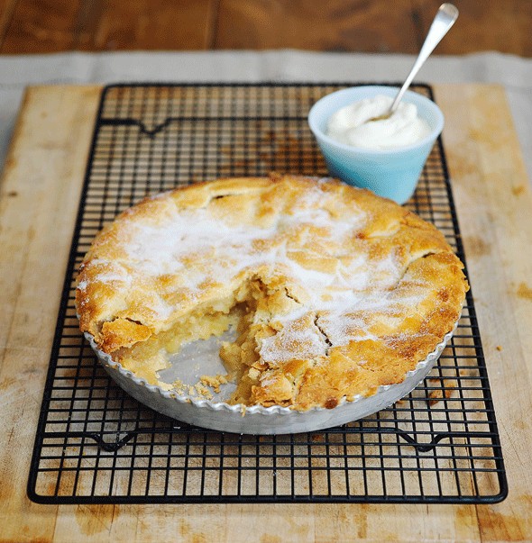 Mam's apple tart