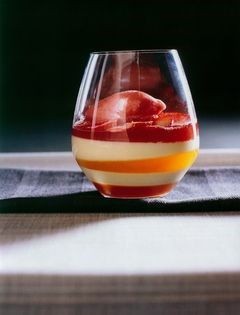 Mandarin and black pepper mousse with strawberries