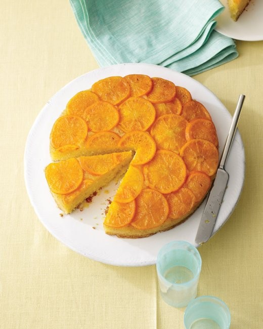 Mandarin orange and vanilla upside-down cake