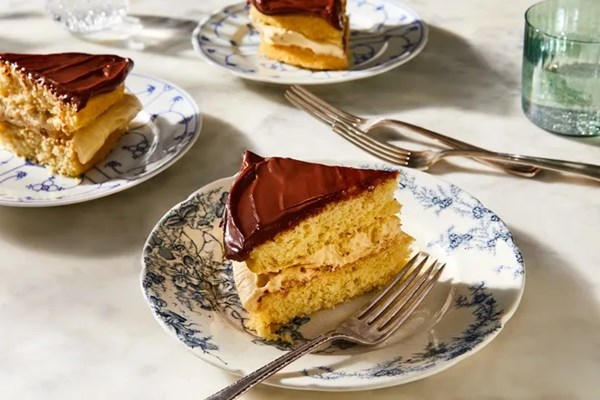 Mango & coconut Boston cream pie