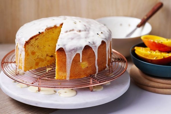 Mango & sour cream cake