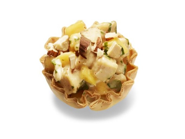 Mango chicken salad phyllo shells