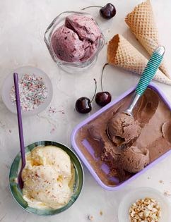 Mango ice cream with cool coconut sprinkles