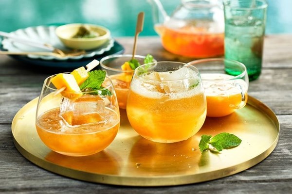 Mango iced tea spritzer 