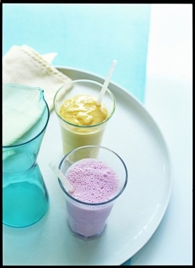 Mango lassi