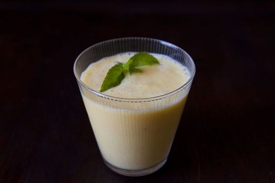 Mango lassi