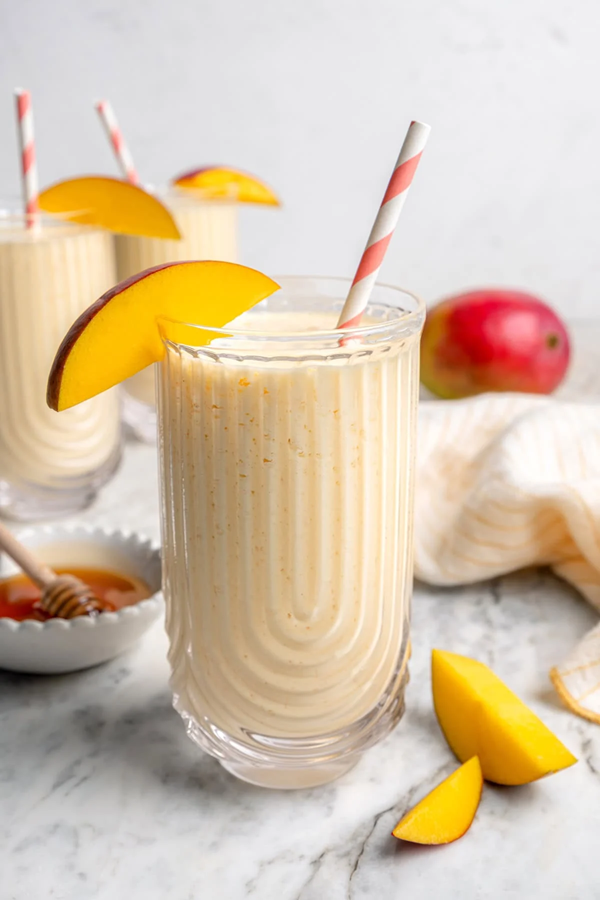 Mango lassi