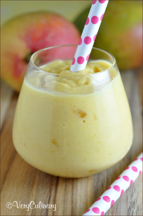 Mango-orange smoothie