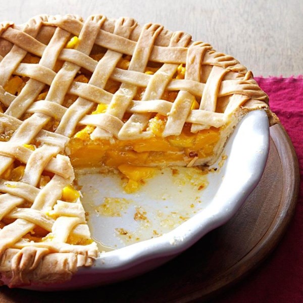 Mango pie with coconut crust