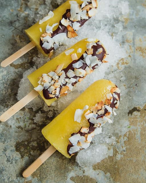 Mango pops with chocolate and coconut