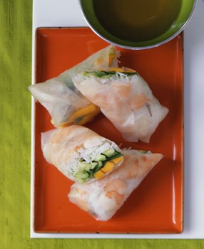 Mango shrimp summer rolls