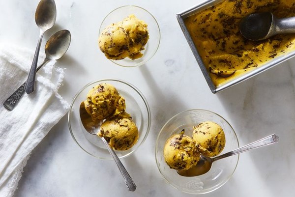 Mango sorbet with a chocolate-chile ripple 