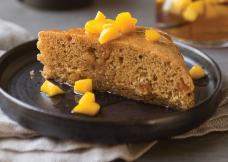 Mango spice cake with mango compote