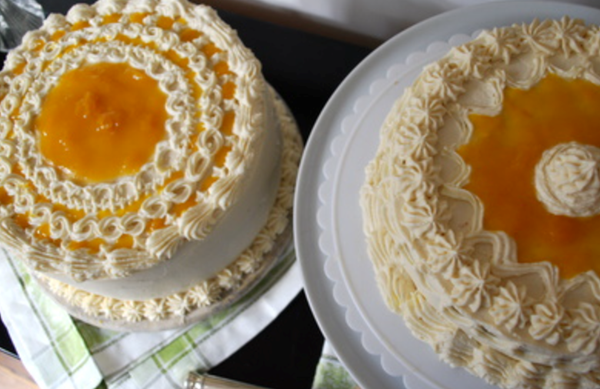 "Mango-tango" white butter cake
