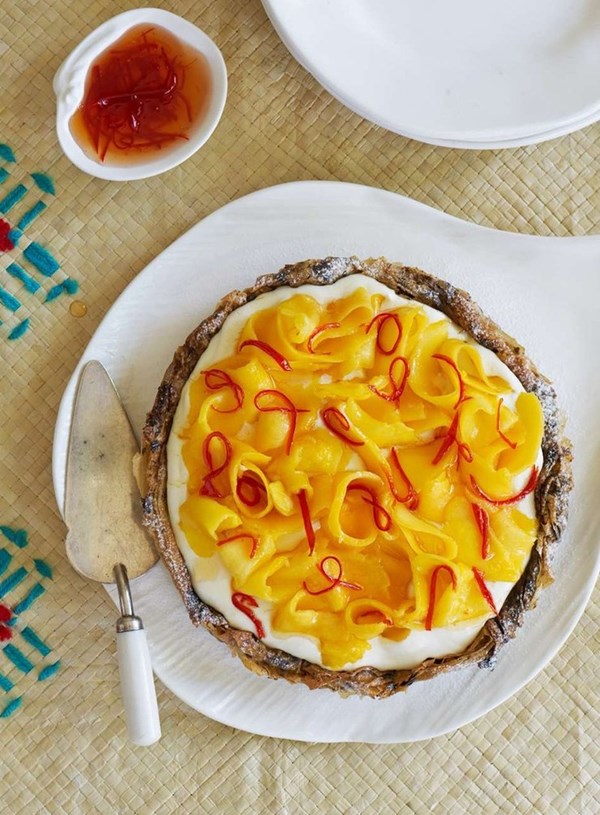 Mango tart with sweet red chilli syrup