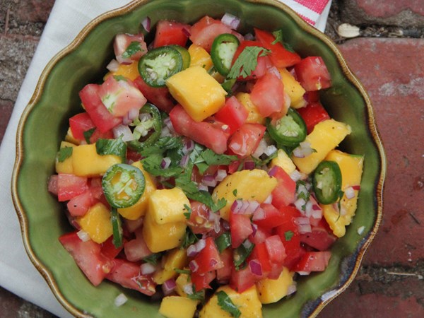 Mango-tomato salsa