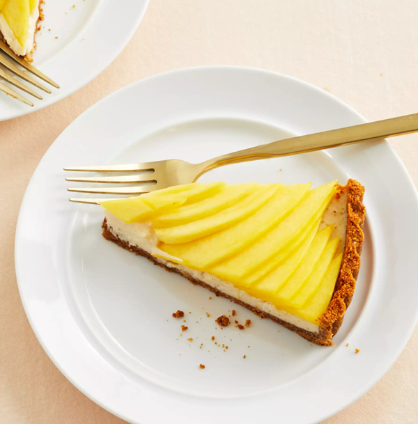 Mango yogurt tart
