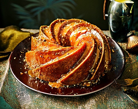 Maple & pecan pudding