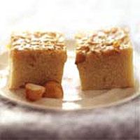 Maple & roast macadamia blondies