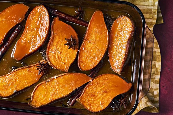 Maple and orange-glazed sweet potatoes
