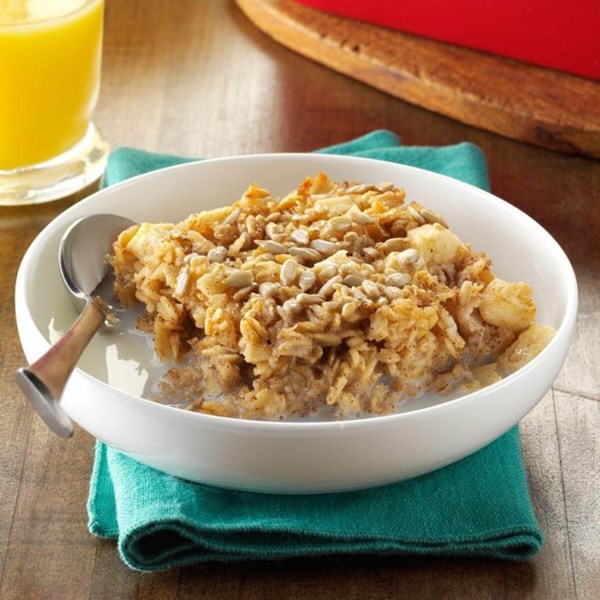 Maple apple baked oatmeal