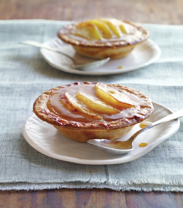 Mini Pies Sweet and Savory Recipes for the Electric Pie Maker Eat