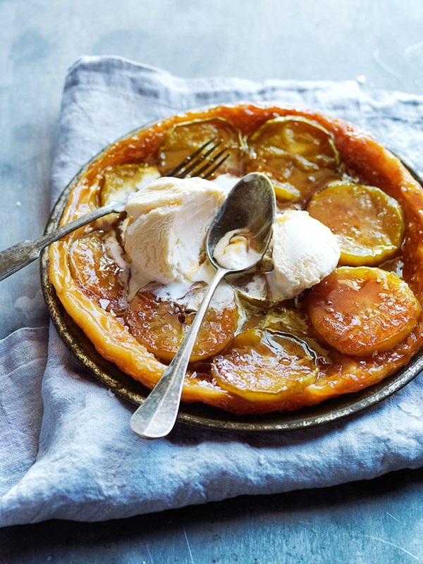 Maple apple tarte tatin