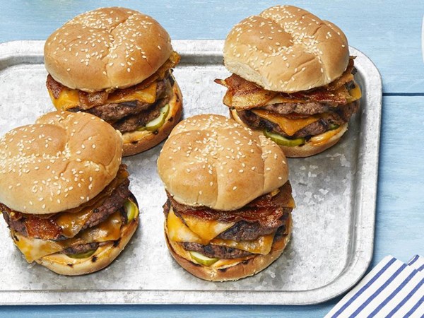 Maple bacon double cheeseburgers 