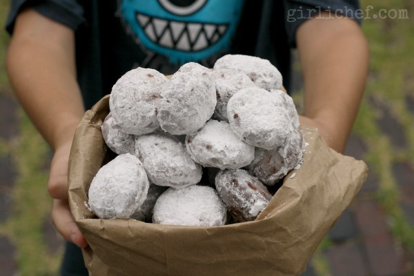 Maple bacon doughnut holes