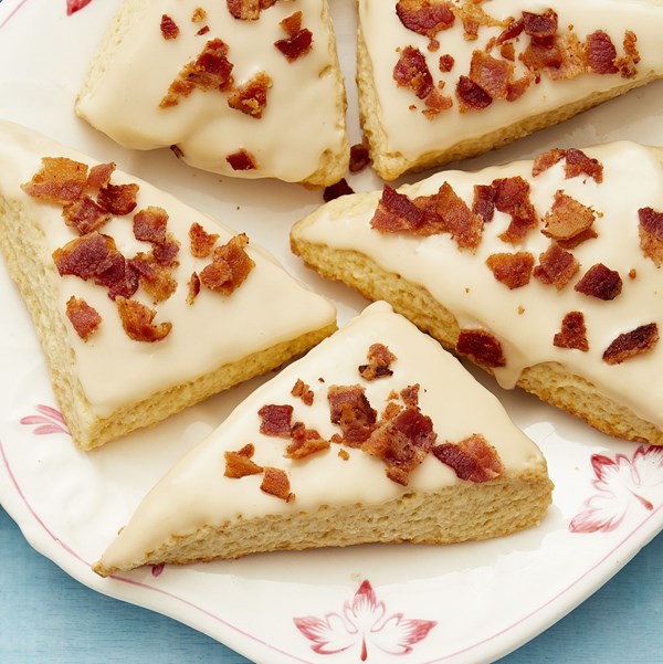 Maple-bacon scones