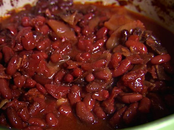 Maple baked beans