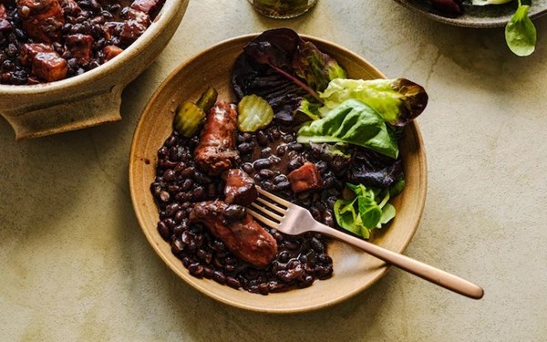 Maple baked beans with sausage and bacon