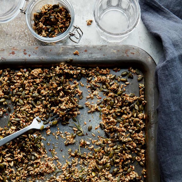 Maple, chilli and rosemary snacking seeds
