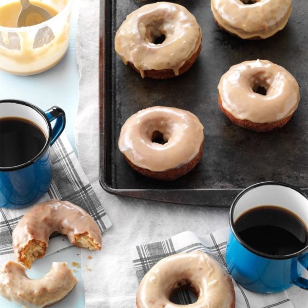 Maple glaze for doughnuts