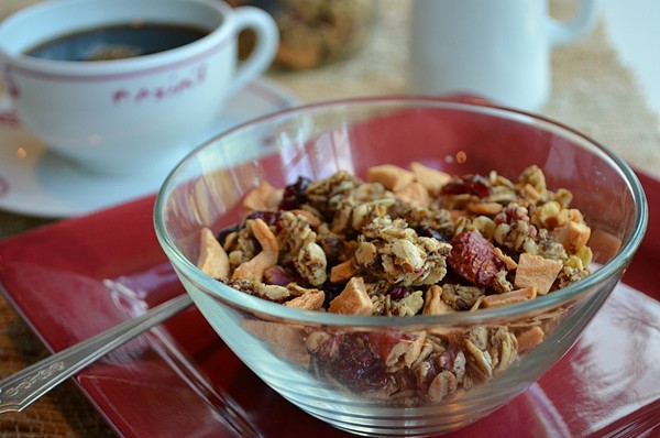 Maple granola with cranberries and apples