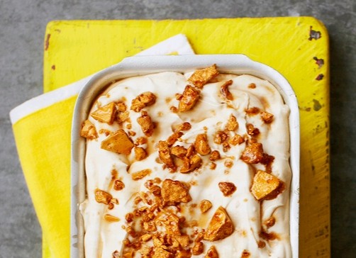 Maple honeycomb ice-cream