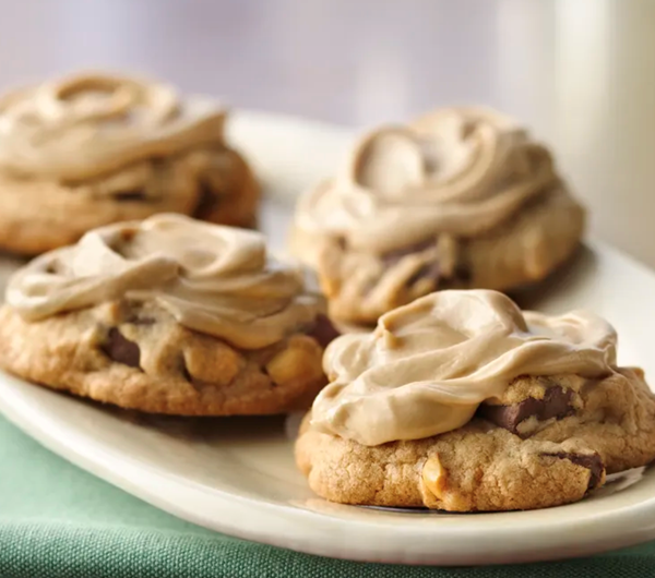 Maple-nut chocolate chunk cookies