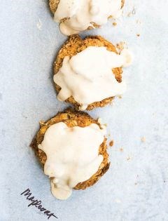 Maple oat scones