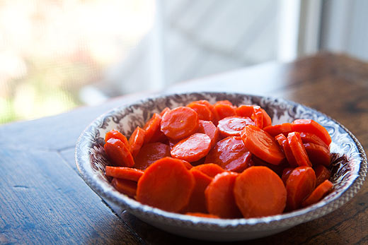 Maple orange glazed carrots