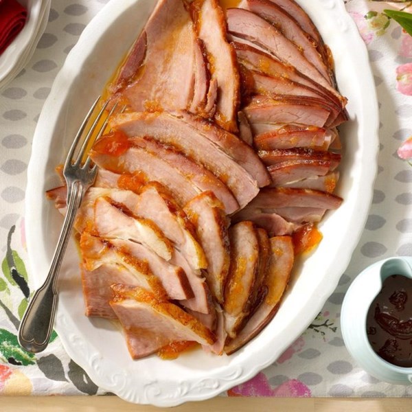 Maple-peach glazed ham