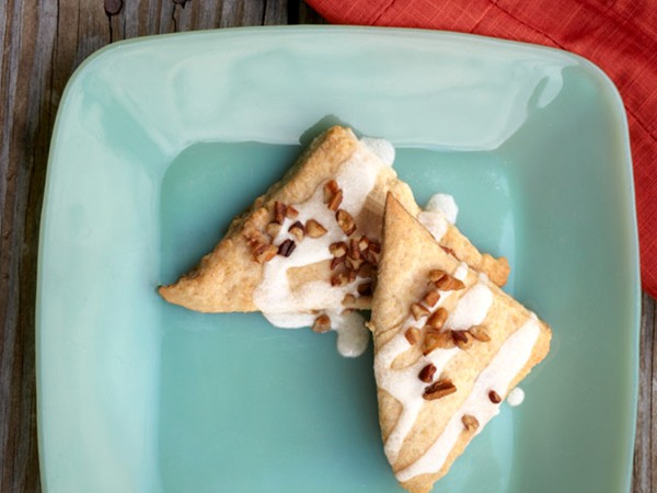 Maple-pecan scones