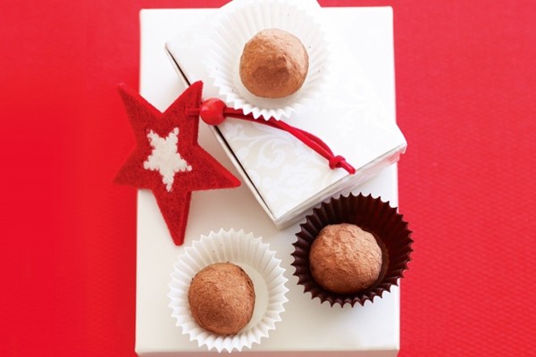 Maple pecan truffles